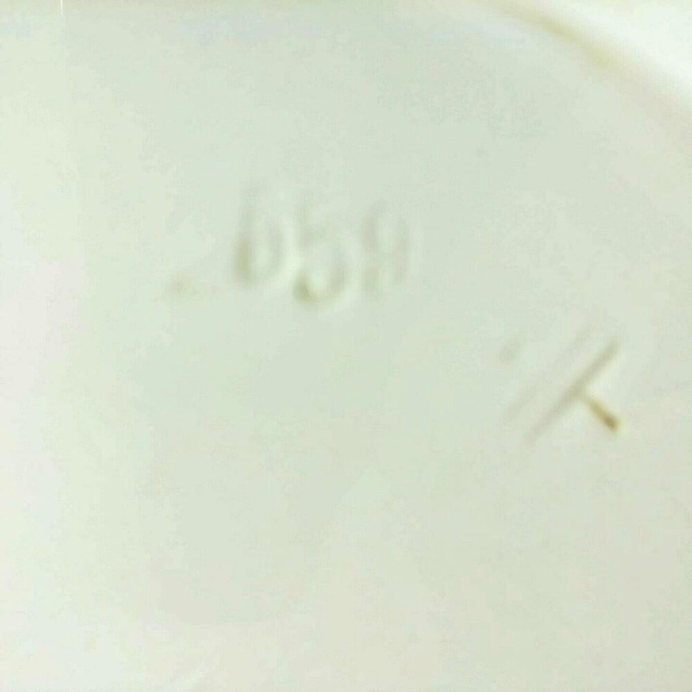 Decorative Plate Country Cottage Raised Relief Made in Germany Ready to Hang 9" - Picture 6 of 9